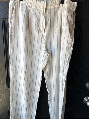 Old Navy White Pinstripe Casual Chinos